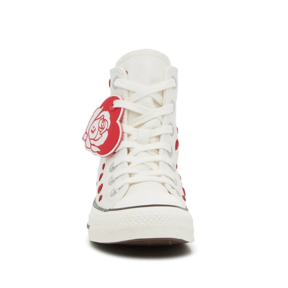 SOLD. NIB Converse All Star White Sneakers with Red Heart Details - Picture 3 of 9